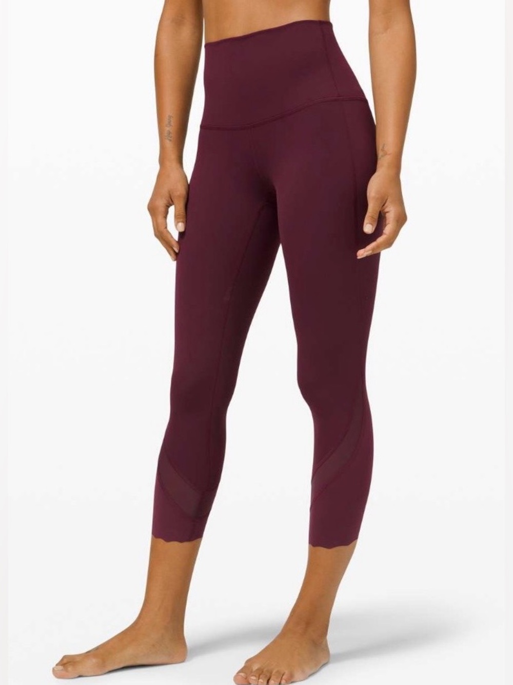 LULULEMON‎ Cassis Wunder Under High Rise Crop 23” Scallop Luxtreme Leggings Sz 6
